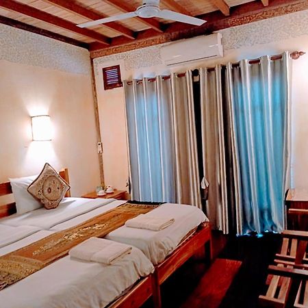 Ireenkevin Guesthouse ルアンパバーン エクステリア 写真