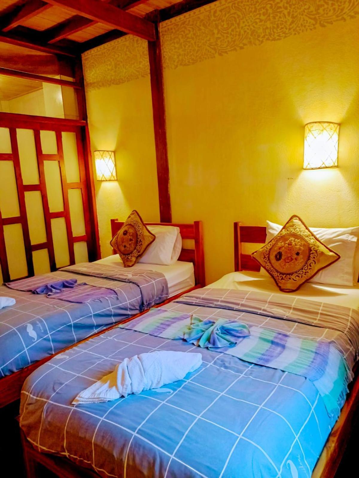 Ireenkevin Guesthouse ルアンパバーン エクステリア 写真