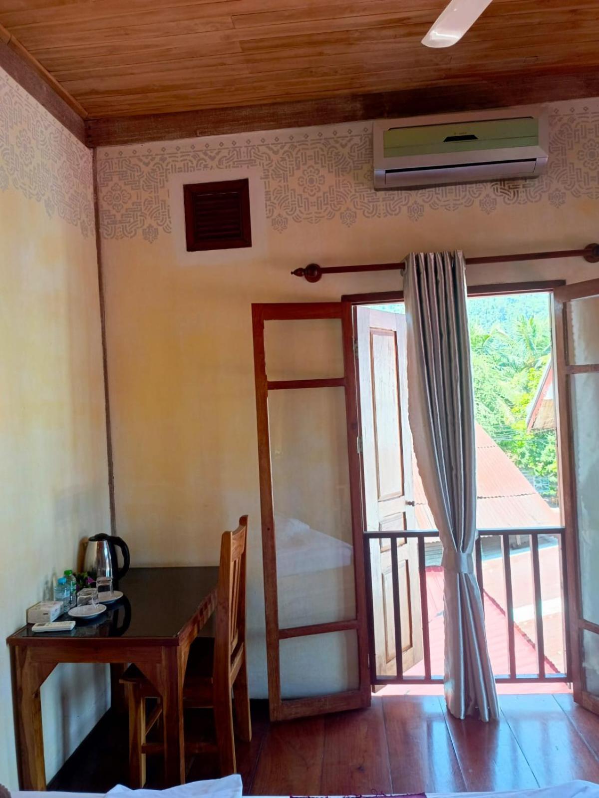Ireenkevin Guesthouse ルアンパバーン エクステリア 写真